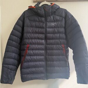 Arc'teryx Men's Cerium Hoody Dark Blue/Purple with Red Trim